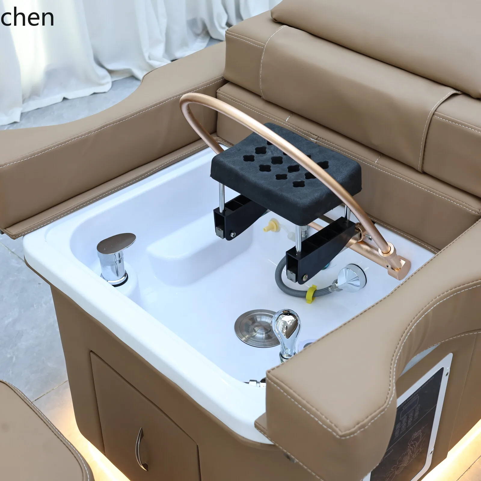 B7- Back Lift Hoofdtherapie We - Wellness Spa With Massage recensie en prijs