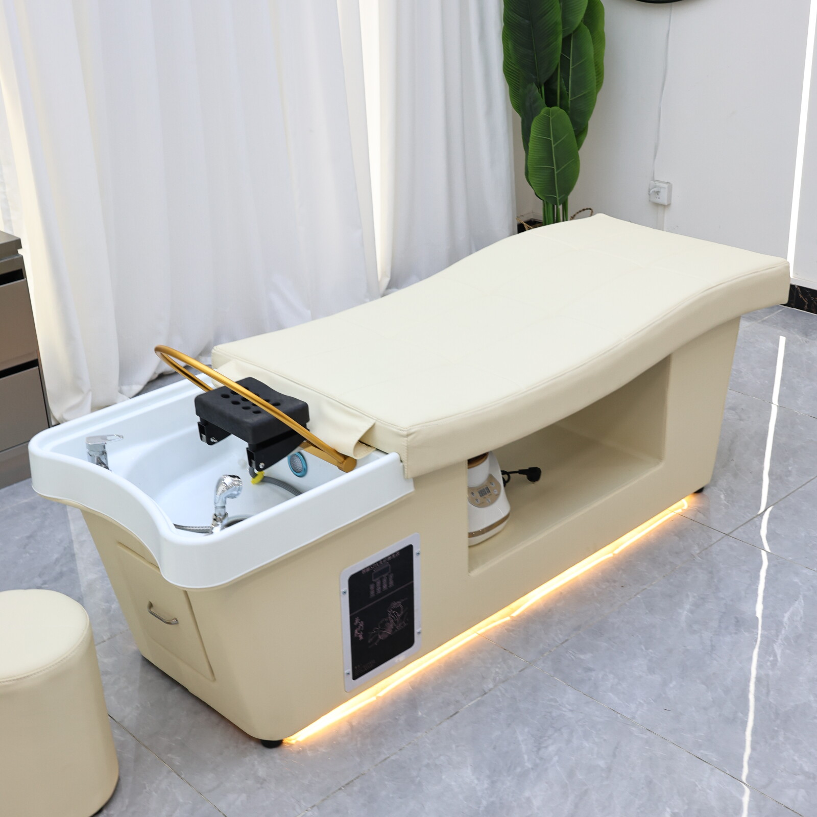 XinSheng massagetafel met hoof - Wellness Spa With Massage recensie en prijs